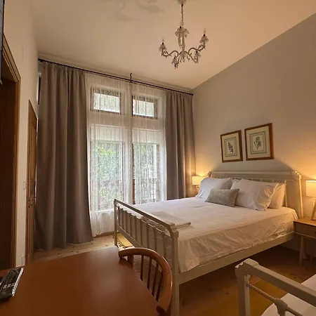 Porta E Gjelber Përmet