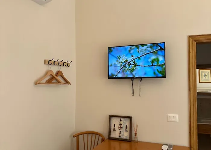 Porta E Gjelber Guest house 3*